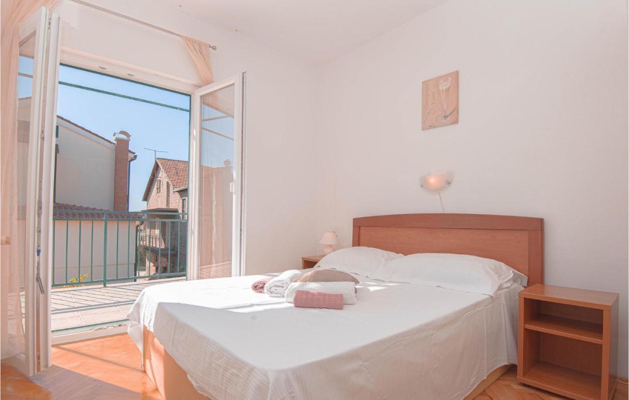 3 Bedroom Lovely Apartment In Brodarica Бродариця Екстер'єр фото