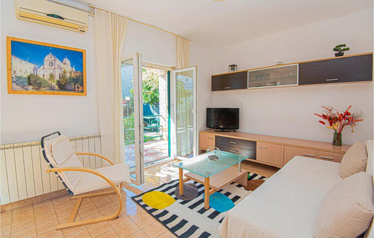 3 Bedroom Lovely Apartment In Brodarica Бродариця Екстер'єр фото